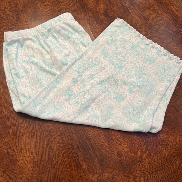 PJ Set by Miss Elaine in Size XL - Picture 6 of 10